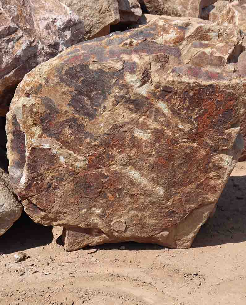 Auburn Brown Boulders